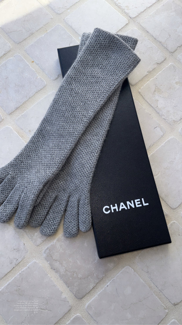 Chanel Scarves (Pre-owned)