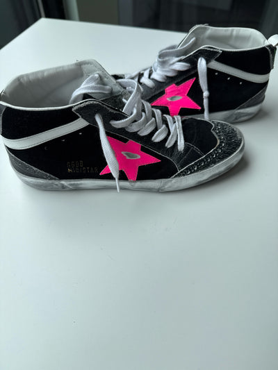 Golden Goose Size 37 Sneakers (Pre-owned)