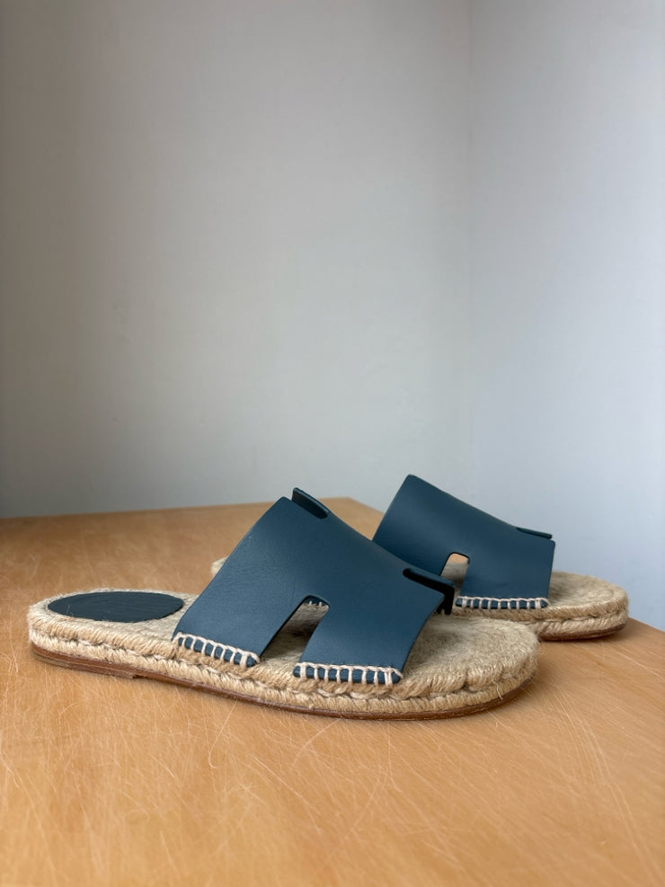 Hermes Size 41 Shoes (Pre-owned)