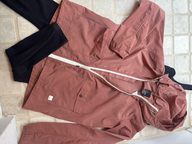 Vuori Jackets INDOOR (Pre-owned)