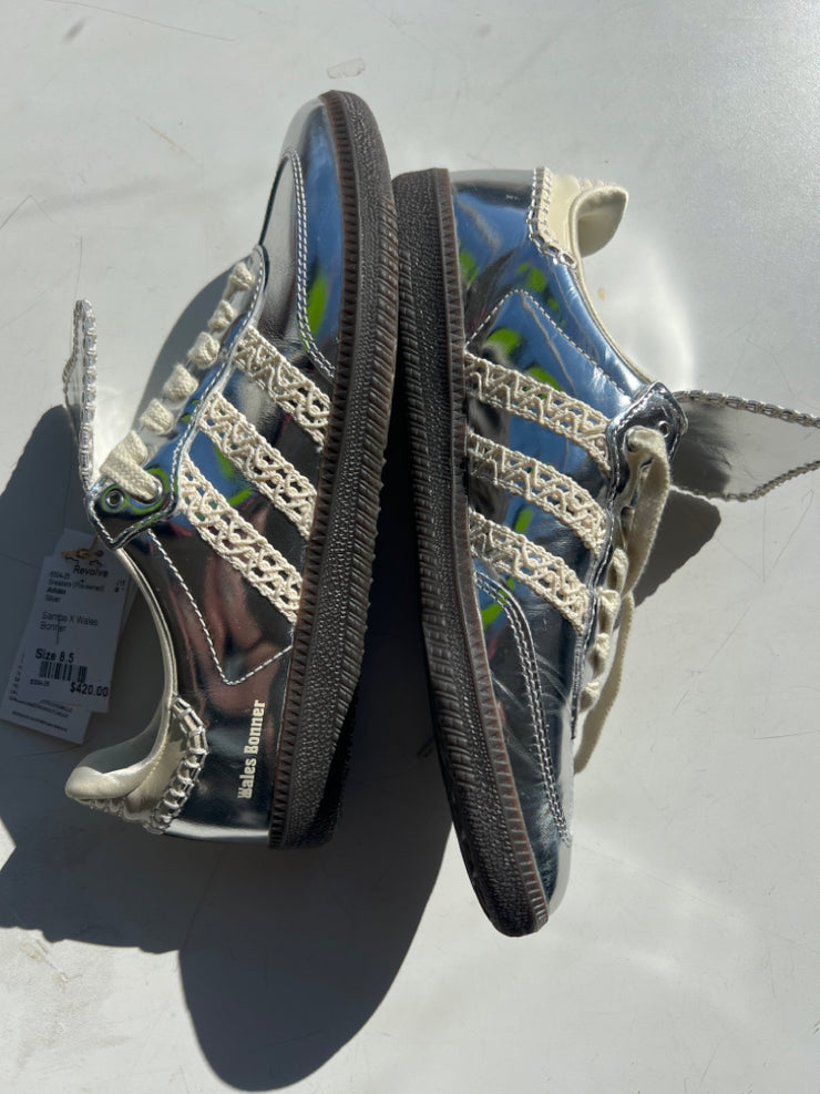 Adidas Size 8.5 Sneakers (Pre-owned)