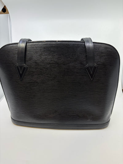 Louis Vuitton Handbags (Pre-owned)