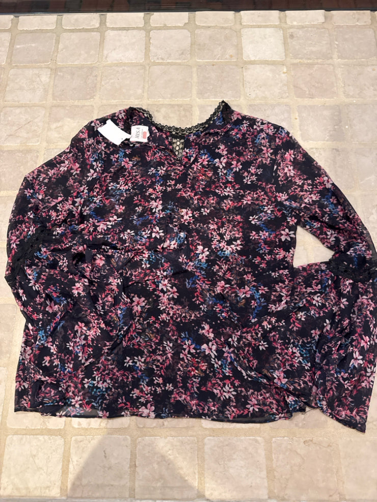 MISA Size L Shirts (Pre-owned)