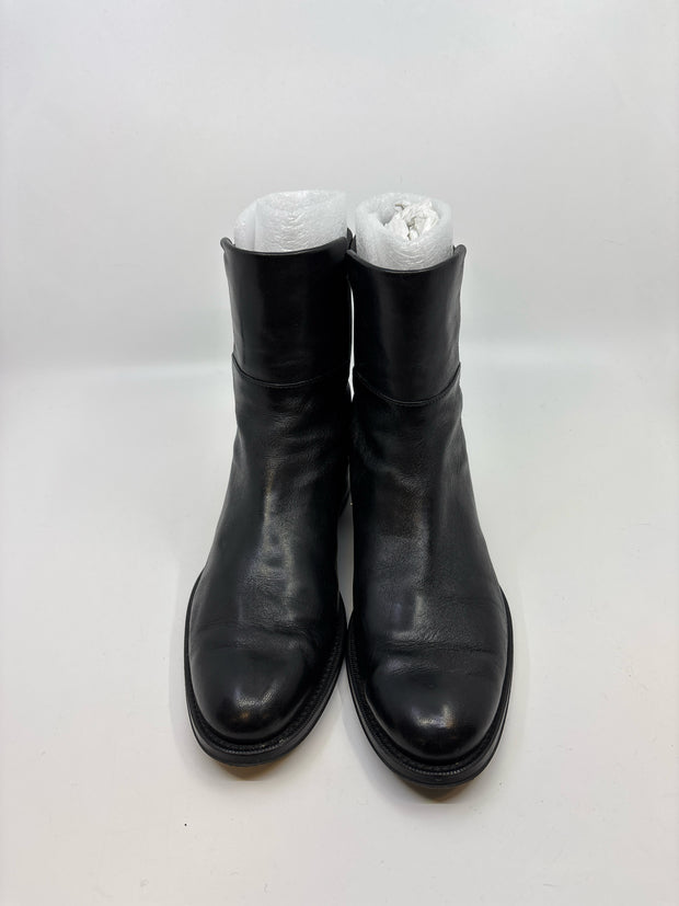 Stuart Weitzman Size 6 Boots (Pre-owned)
