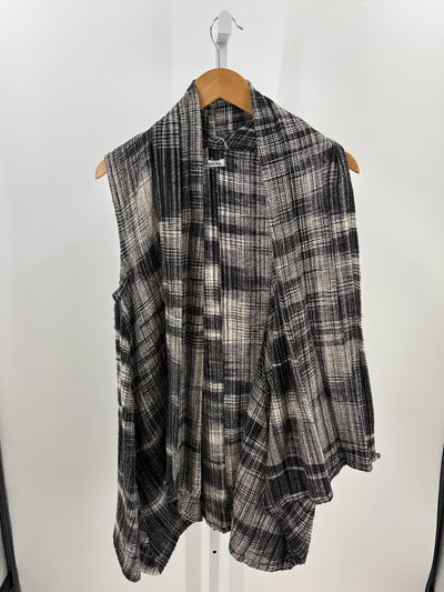 Yasuko Karisaka Shirts (Pre-owned)