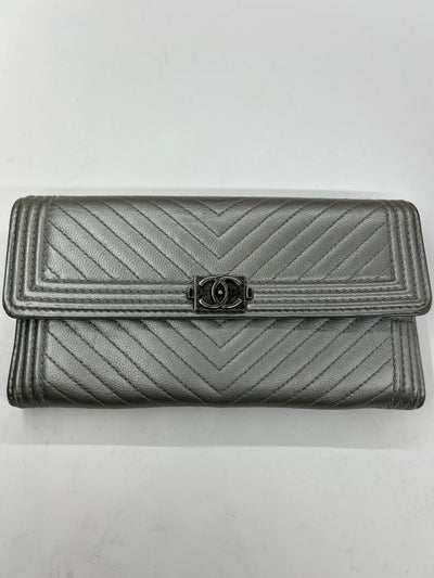 Chanel Wallets (Pre-owned)