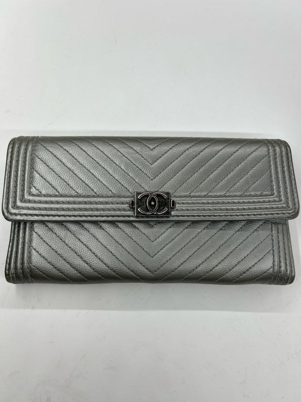 Chanel Wallets (Pre-owned)