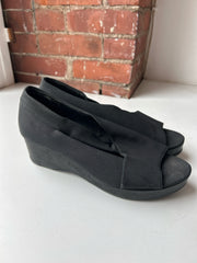 Eileen Fisher Size 9 Shoes (Pre-owned)