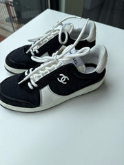Chanel Size 39 Sneakers (Pre-owned)