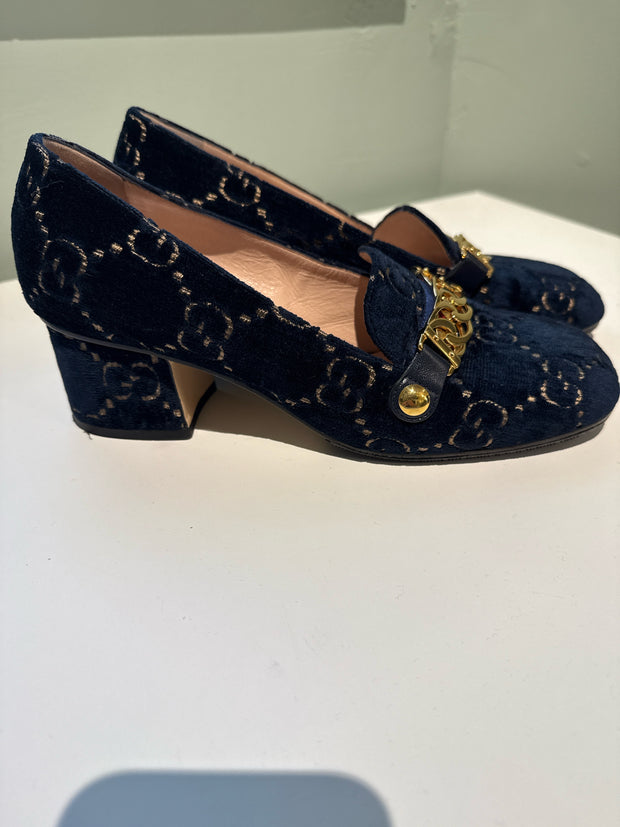 Gucci Size 38.5 Shoes (Pre-owned)
