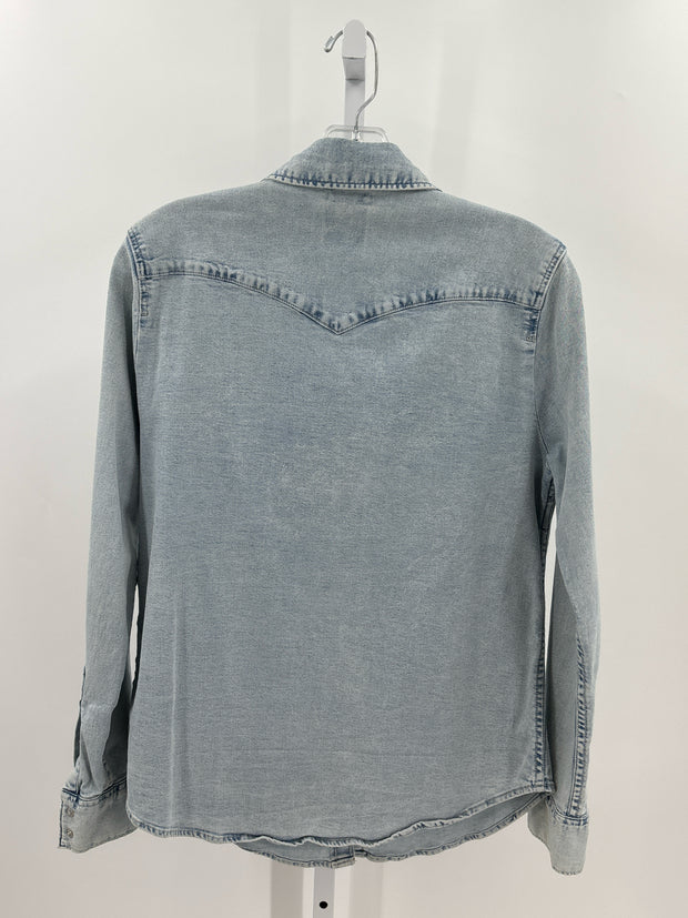 Levi Size M Shirts (Pre-owned)