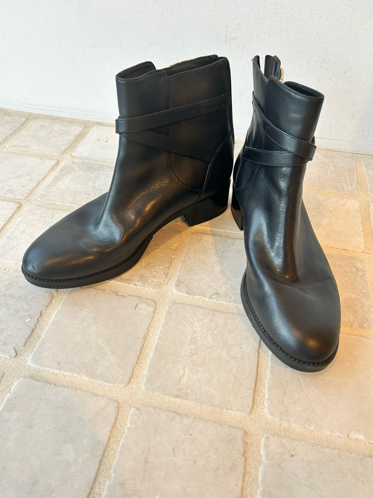 Tory Burch Size 9.5 Boots (Pre-owned)