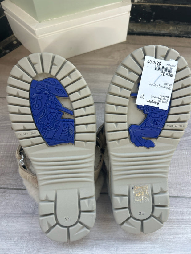 Burberry Size 35 Shoes (Pre-owned)