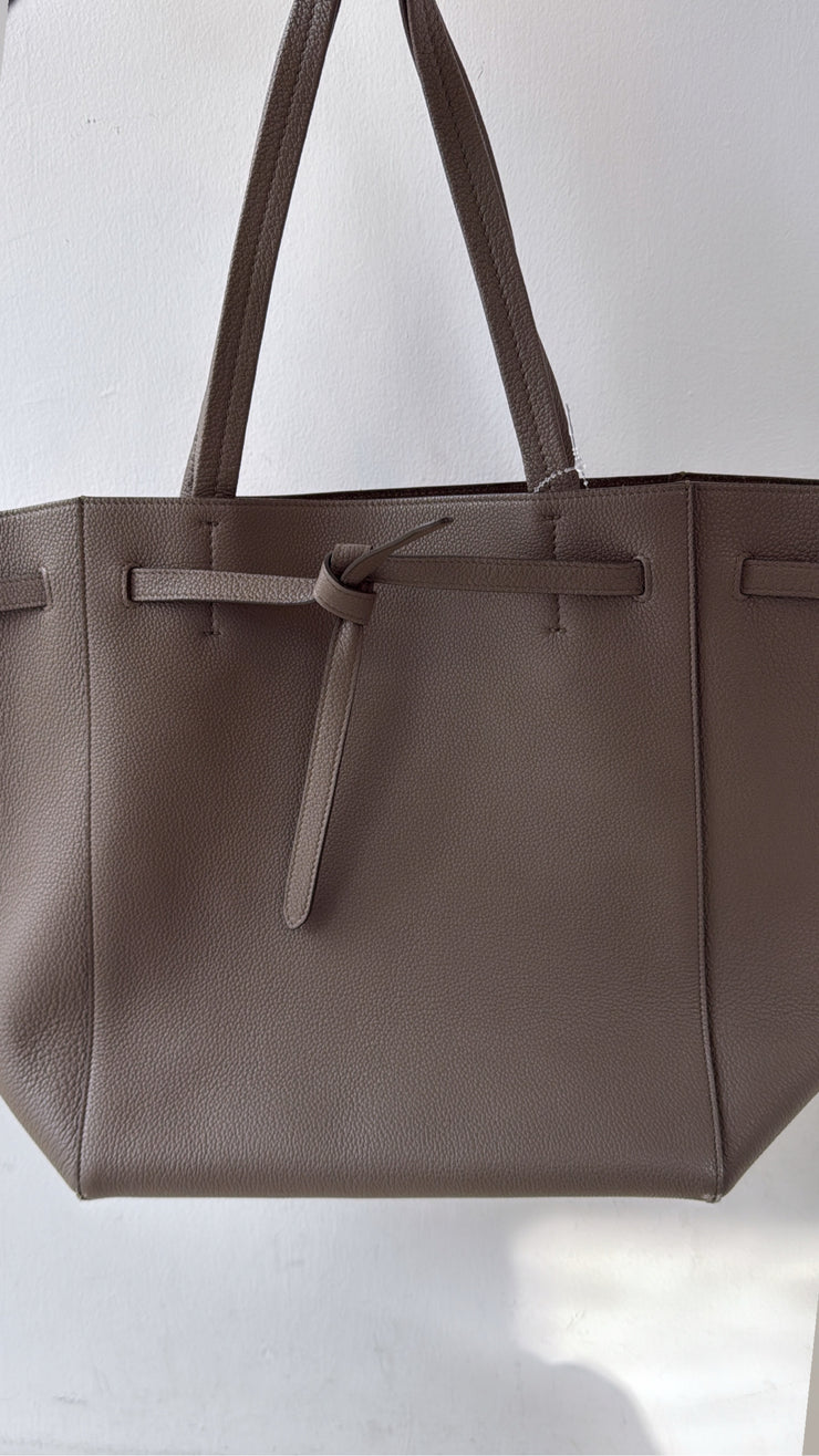 Celine Handbags (Pre-owned)