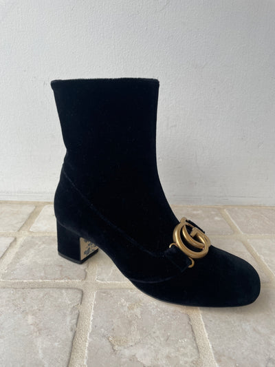 Gucci Size 37.5 Boots (Pre-owned)