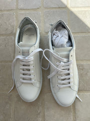 Givenchy Size 40 Sneakers (Pre-owned)