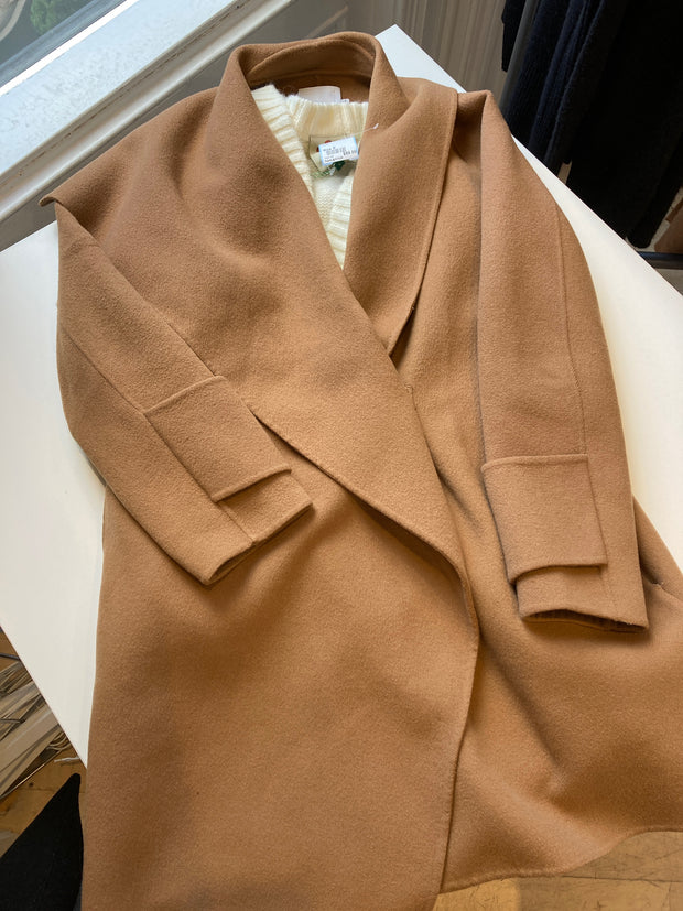 Vince Coats (Pre-owned)