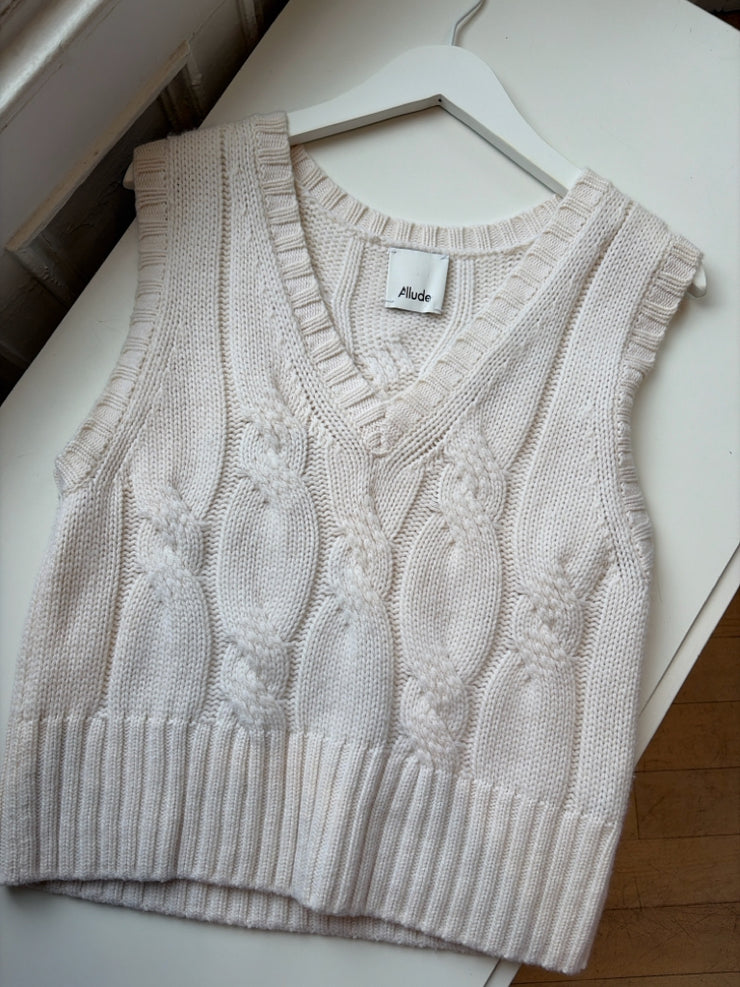 Allude Sweaters (Pre-owned)