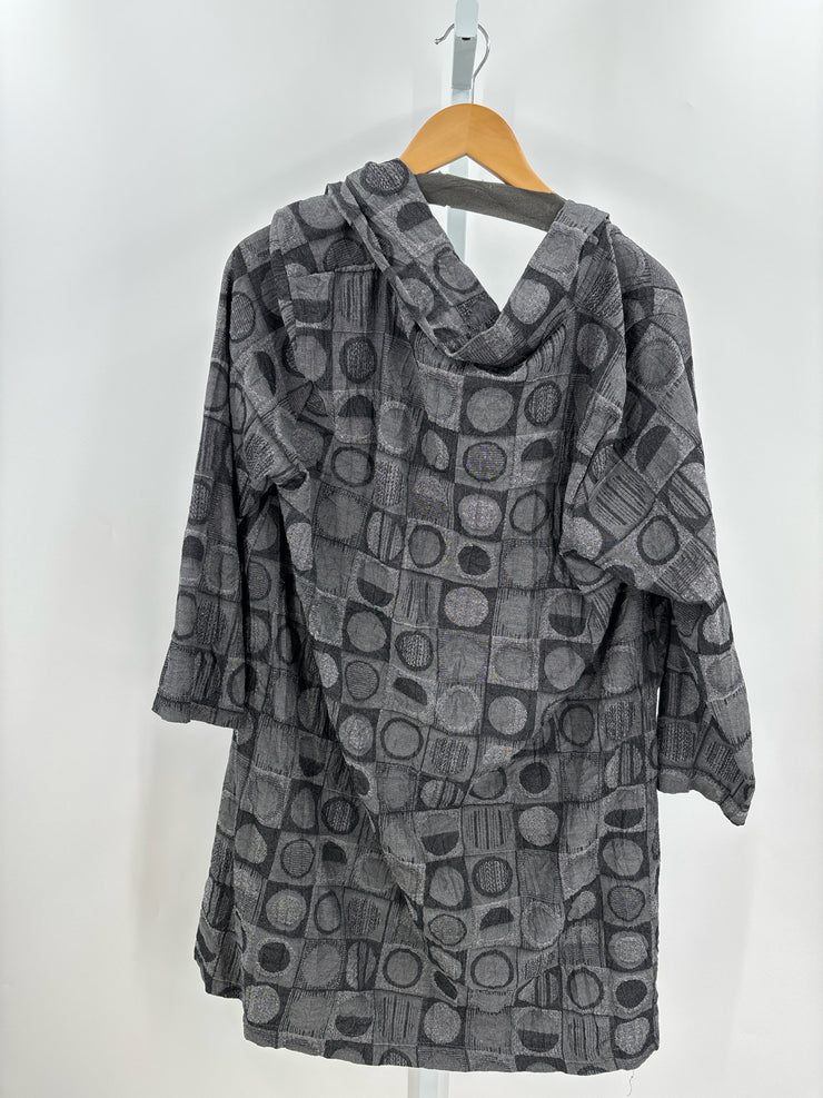 Itemz Size One Size Shirts (Pre-owned)
