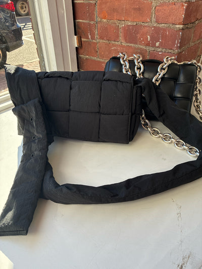 Bottega Veneta Handbags (Pre-owned)