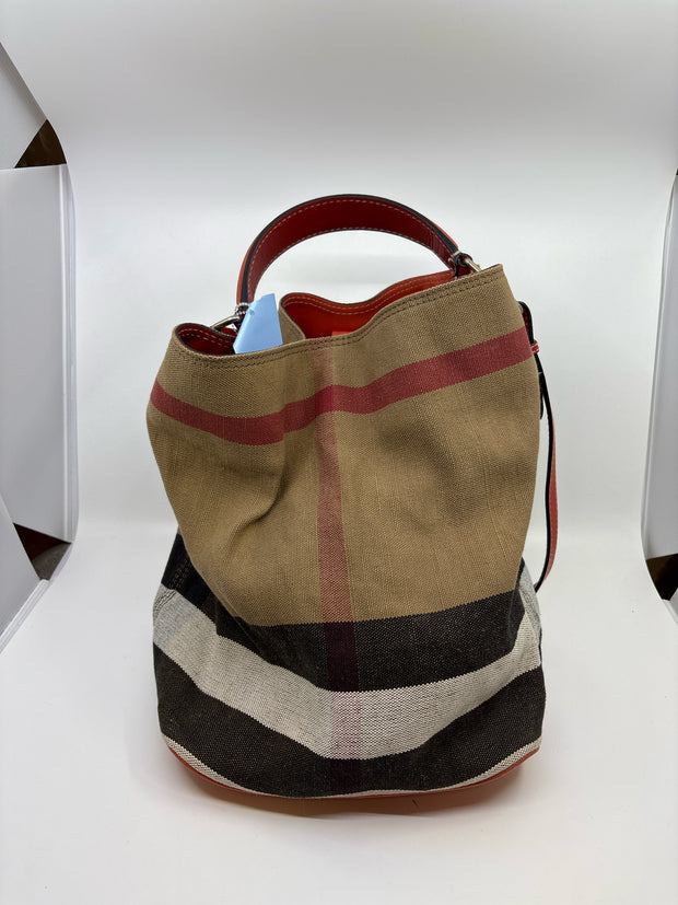 Burberry Handbags (Pre-owned)