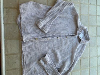 It Is Well Size M Shirts (Pre-owned)