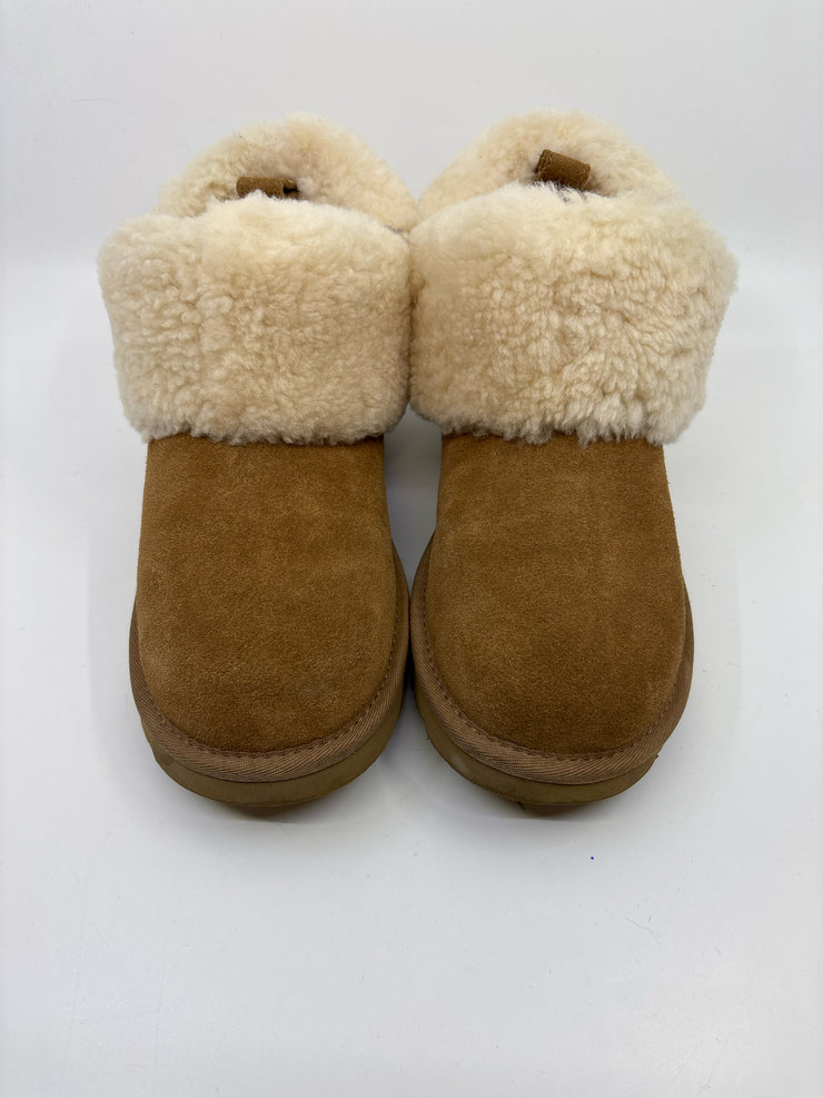 UGG Size 7 Boots (Pre-owned)