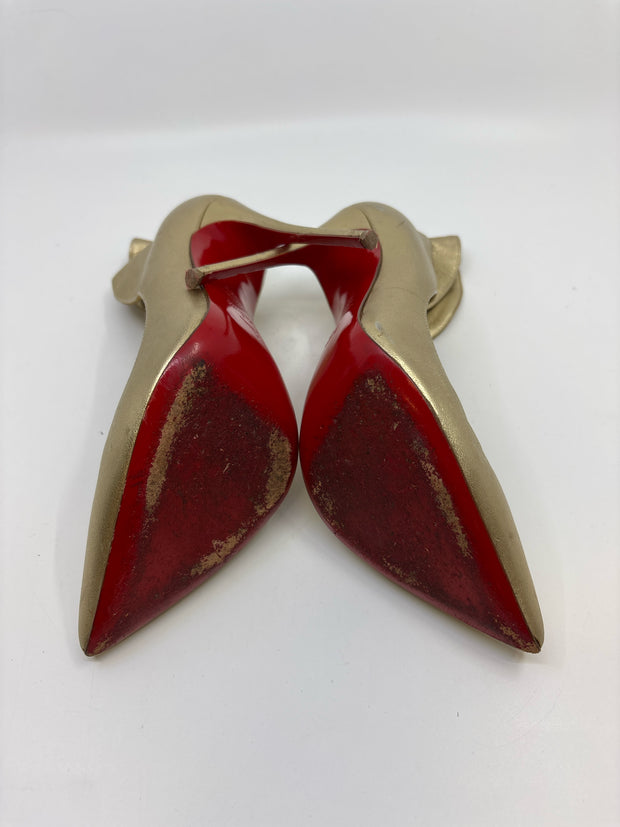 Christian Louboutin Size 37.5 Shoes (Pre-owned)