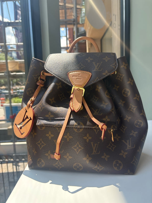 Louis Vuitton Handbags (Pre-owned)