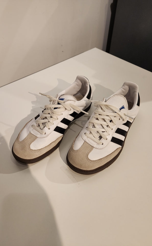 Adidas Size 5.5 Sneakers (Pre-owned)