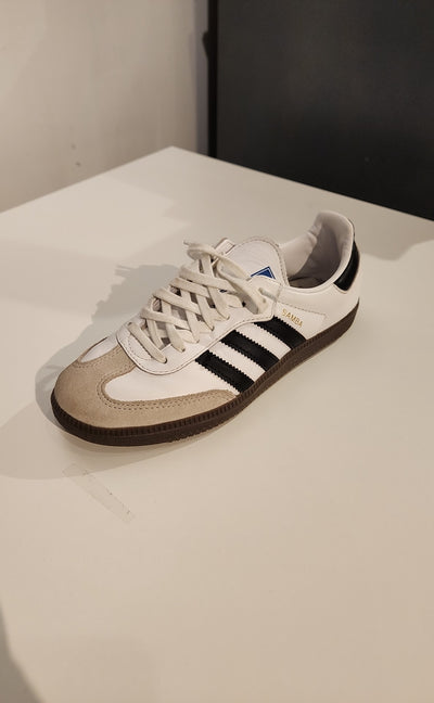 Adidas Size 5.5 Sneakers (Pre-owned)