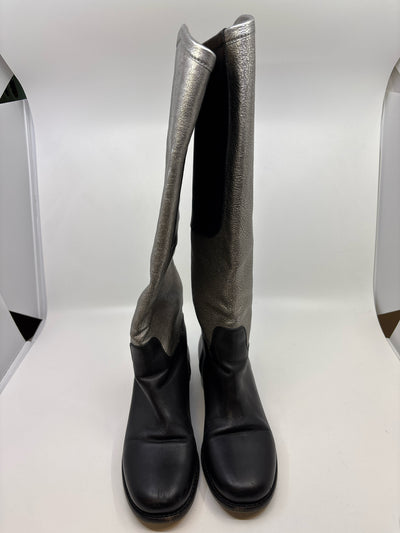 Chanel Size 39.5 Boots (Pre-owned)