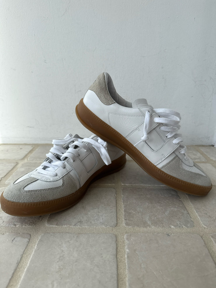 P448 Size 40 Shoes (Pre-owned)