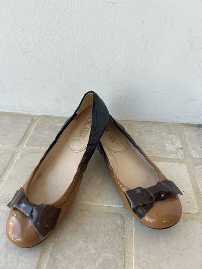 Prada Size 39 Shoes (Pre-owned)