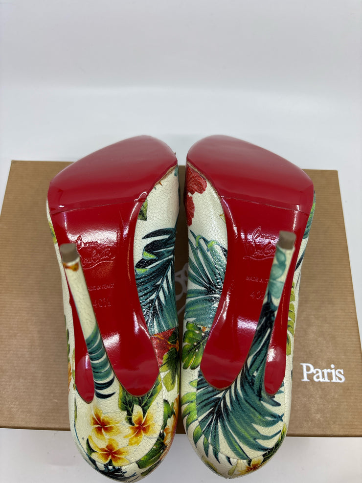 Christian Louboutin Size 40.5 Shoes (Pre-owned)