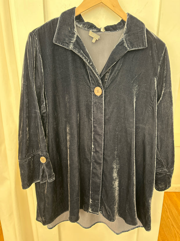 Habitat Size M Shirts (Pre-owned)