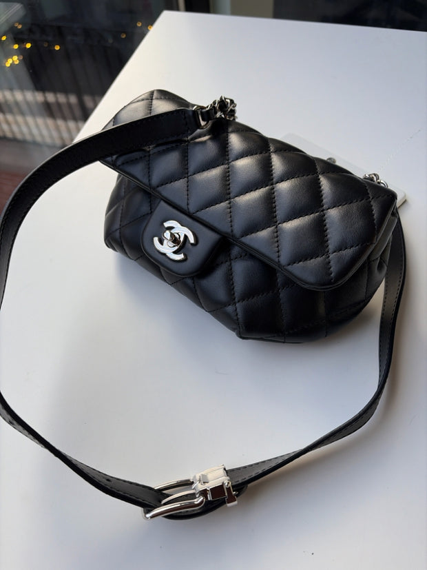 Chanel Handbags (Pre-owned)