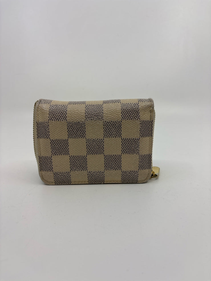 Louis Vuitton Wallets (Pre-owned)