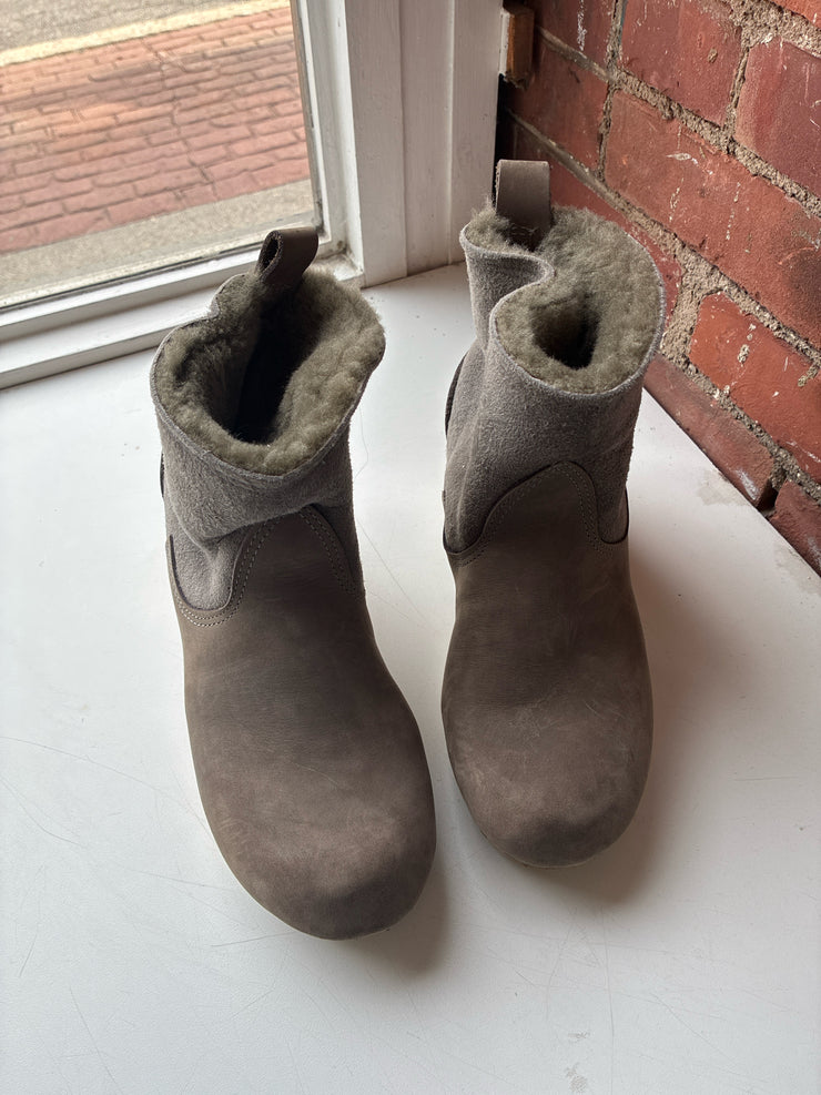 No 6 Size 41 Shoes (Pre-owned)