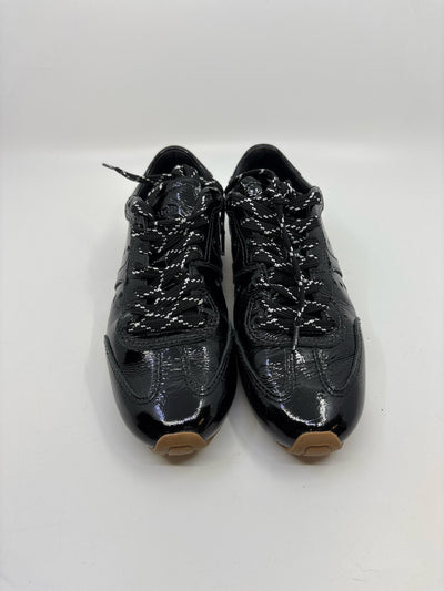 Larroude Size 7 Sneakers (Pre-owned)