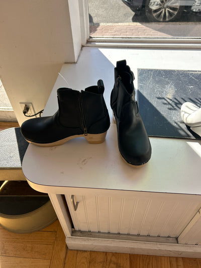 No 6 Size 38 Boots (Pre-owned)