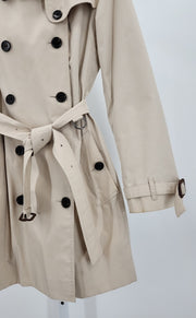 Burberry Coats (Pre-owned)