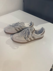 Adidas Size 7.5 Sneakers (Pre-owned)