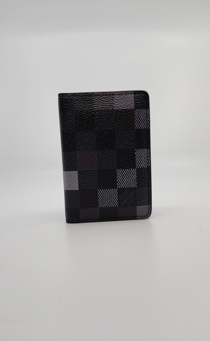 Louis Vuitton Wallets (Pre-owned)