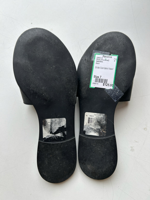 Valentino Size 7 Shoes (Pre-owned)