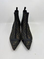 Fendi Size 37.5 Boots (Pre-owned)