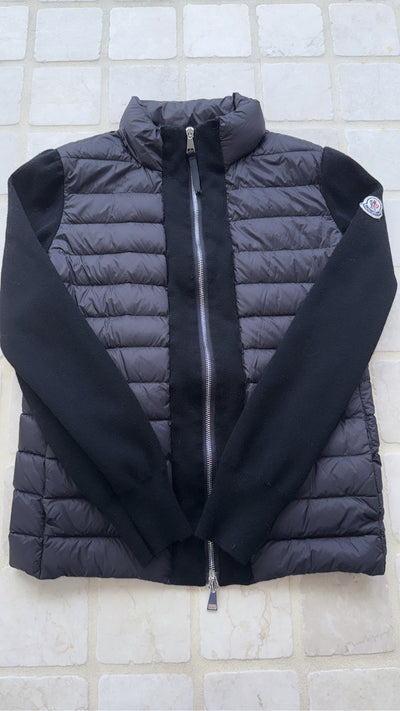 Moncler Jackets INDOOR (Pre-owned)