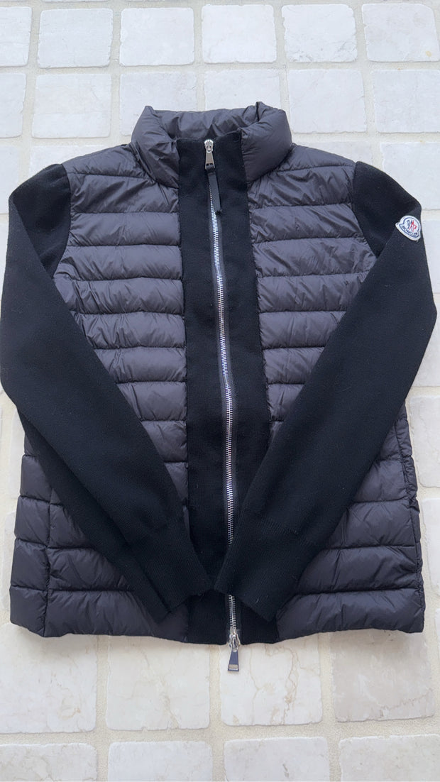 Moncler Jackets INDOOR (Pre-owned)