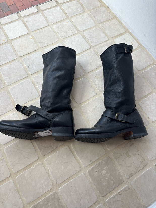 Frye Size 8 Boots (Pre-owned)