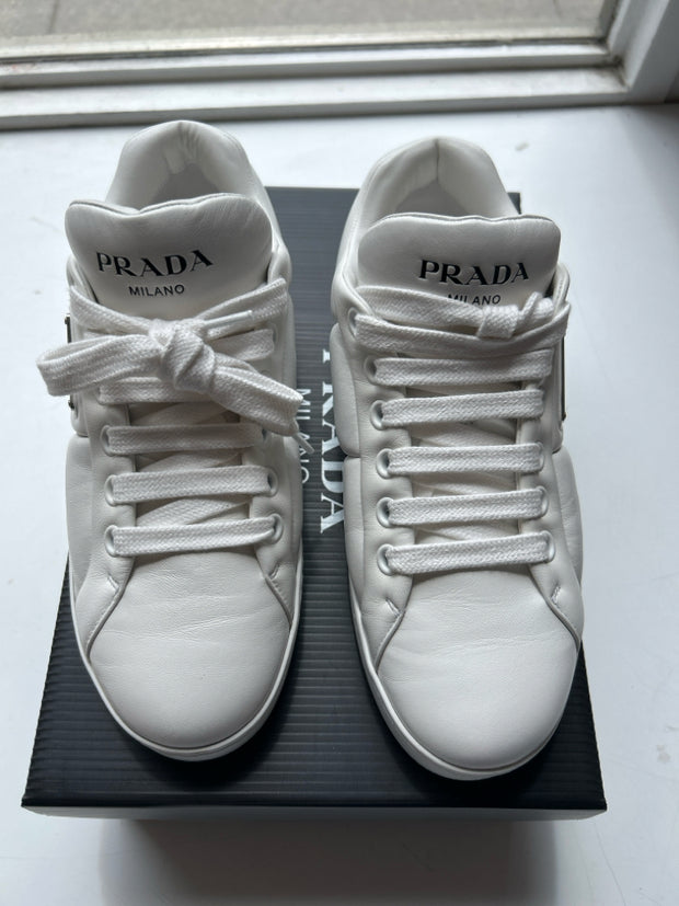 Prada Size 7 Sneakers (Pre-owned)